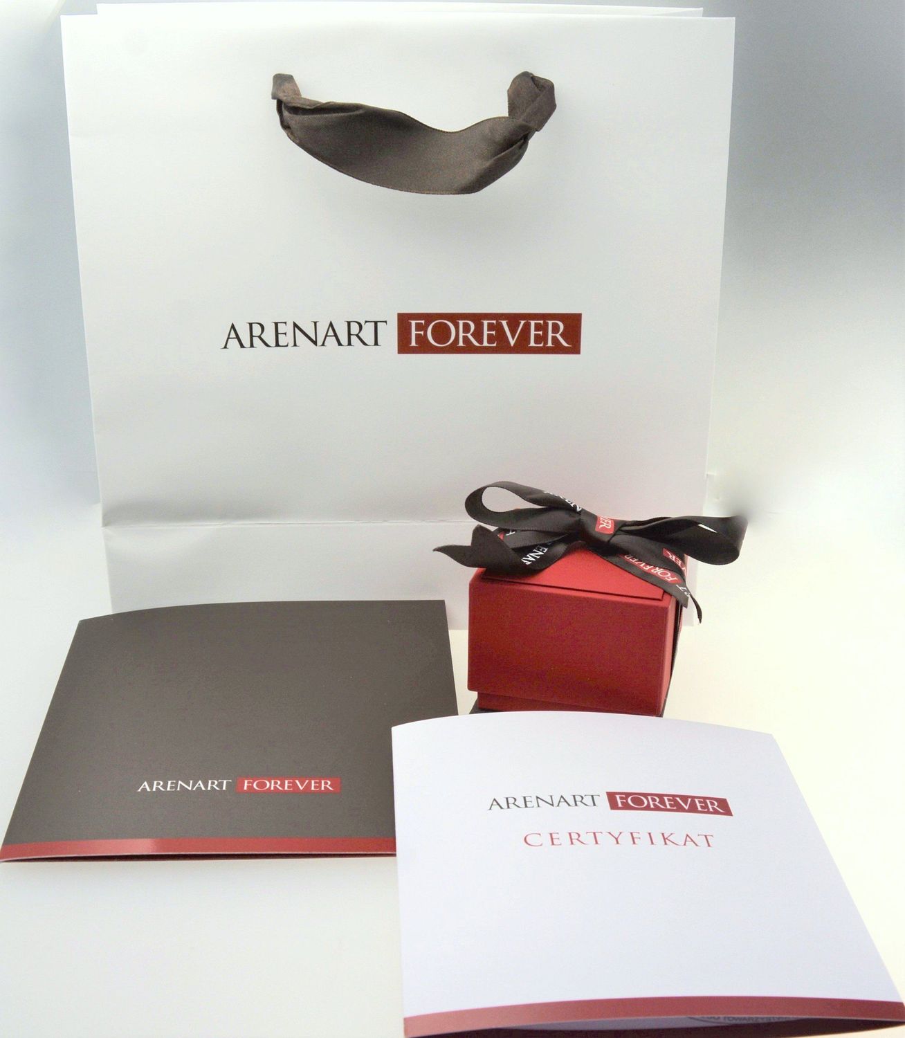 Złoty naszyjnik z brylantami znak zodiaku Koziorożec N07636YC.jpg